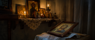 Упала икона в доме - значение приметы